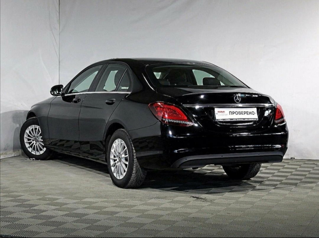 Mercedes C180 после каршеринга.